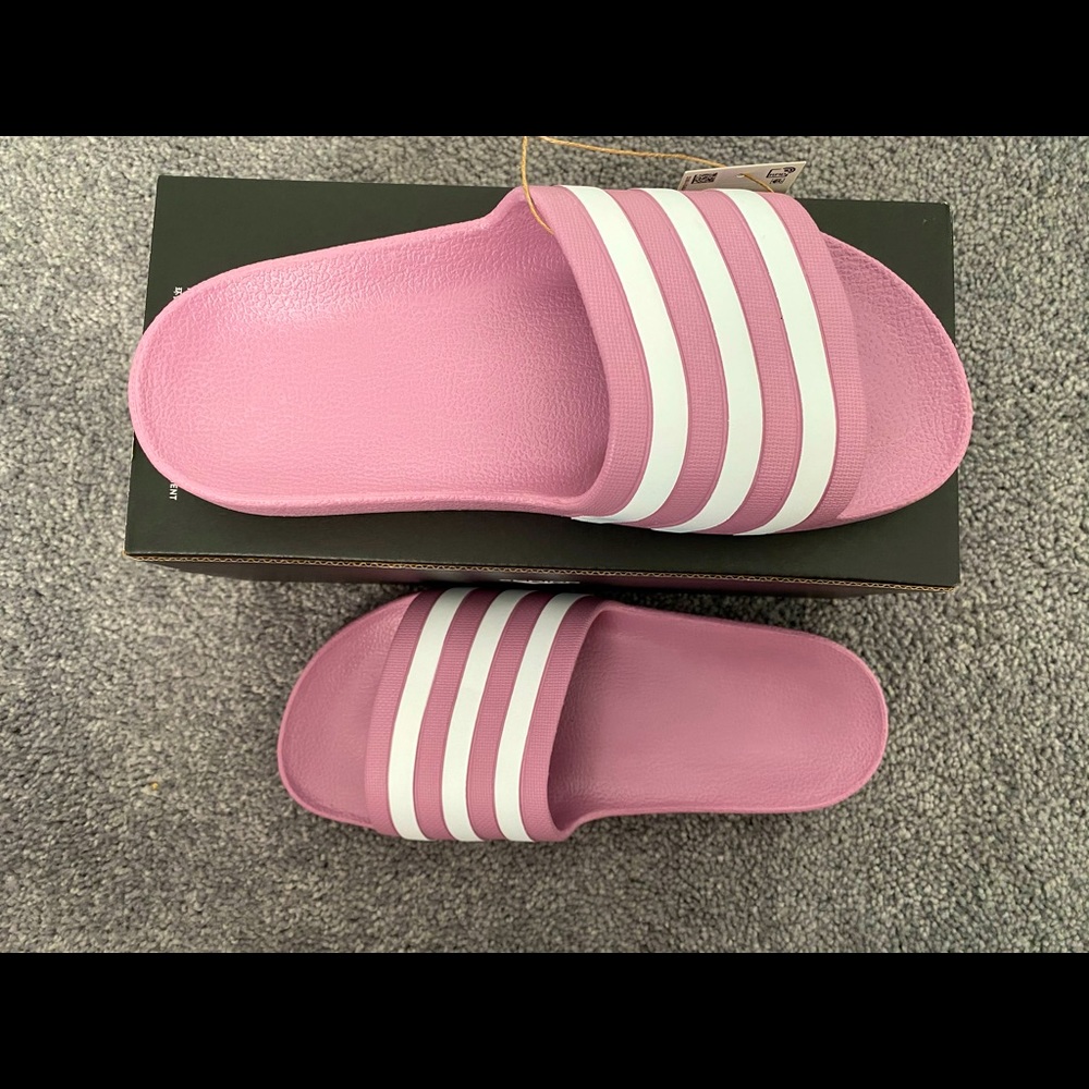 Adilette Aqua women’s slides